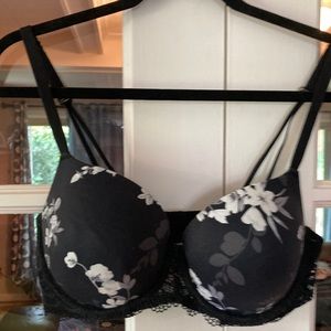 B/W Floral Bra